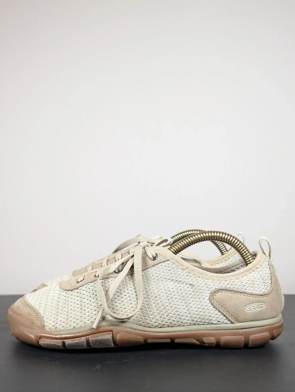 KEEN Hush Knit CNX Lightweight Trail Hiking Sneakers Gray Womens 8.5 Low Top